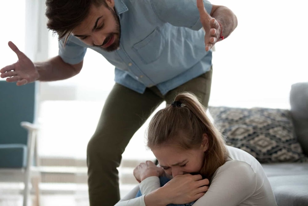 7 мифов о насилии в семье